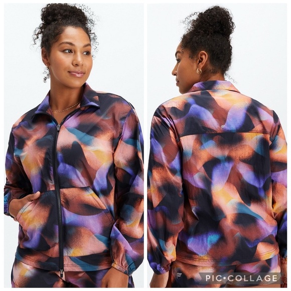 Fabletics Jackets & Blazers - Fabletics Oversized Flyweight Windbreaker Meltdown Abstract Jacket Size S